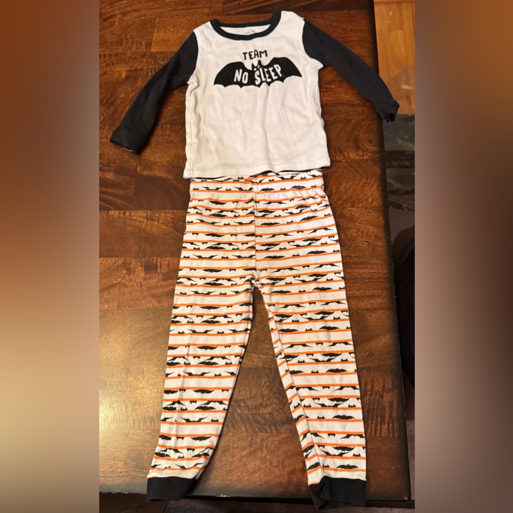 🎃 Cuddle Pie Treasures Halloween Pajama Set